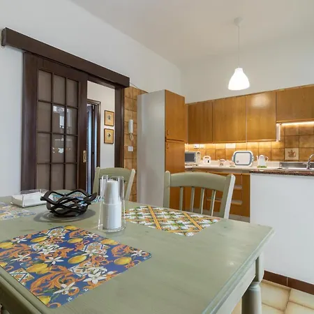 شقة Chicca باري